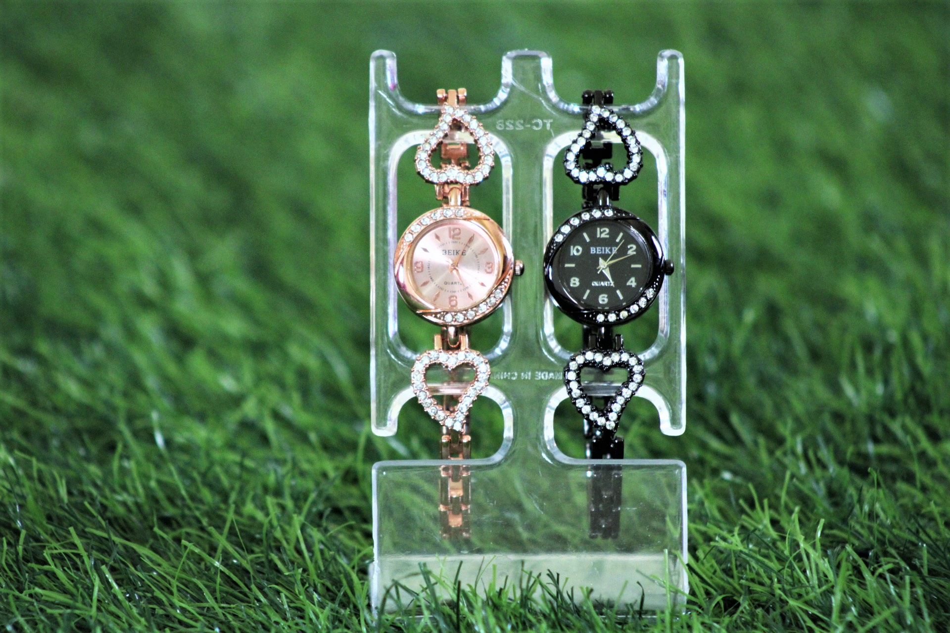 Stylish premium Golden Watch For Women